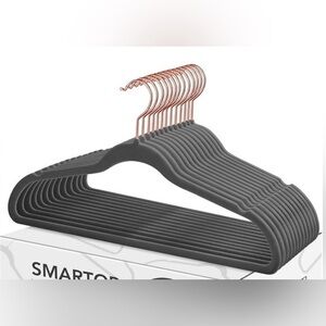 Velvet Non Slip Hangers w/ Rose Gold Hooks Heavy Duty - Grey, 12 Hangers